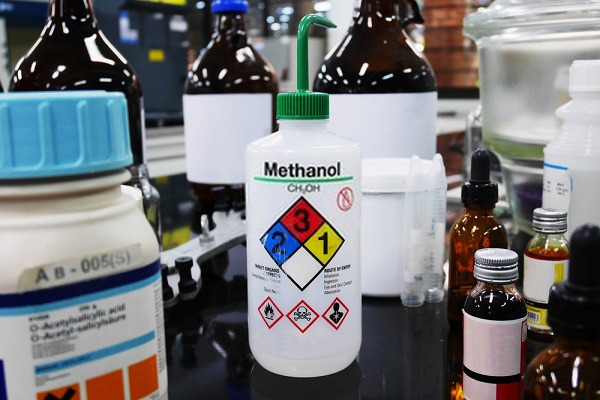 Tính chất lý – hóa của hóa chất methanol là gì?
