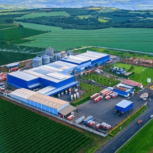 phat-trien-doi-tac-xuat-khau-hoa-chat-nong-nghiep-sang-thi-truong-lan-can