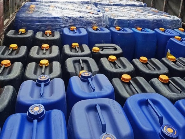 Sử dụng can nhựa, phuy nhựa, bồn HDPE/XLPE/FRP để bảo quản hóa chất Javen